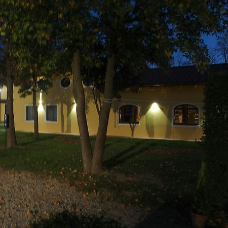 Agriturismo Greppi Crescentino エクステリア 写真
