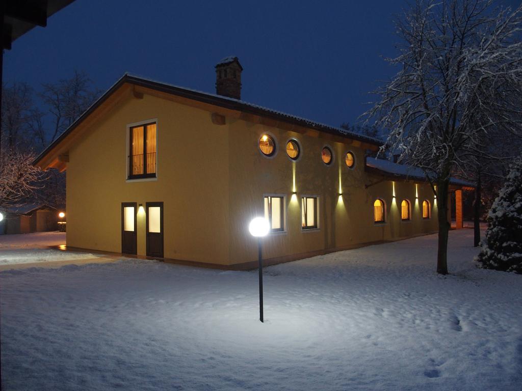 Agriturismo Greppi Crescentino エクステリア 写真